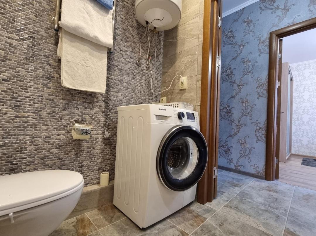 Квартира Метро Харківська, Позняки Жк Лебединий كييف المظهر الخارجي الصورة